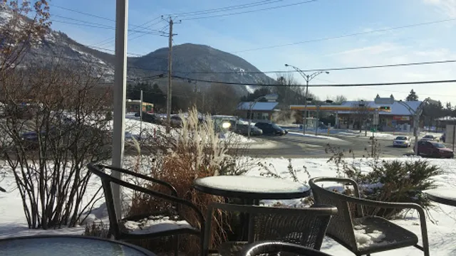 Boulangerie Le Pain Dans Les Voiles