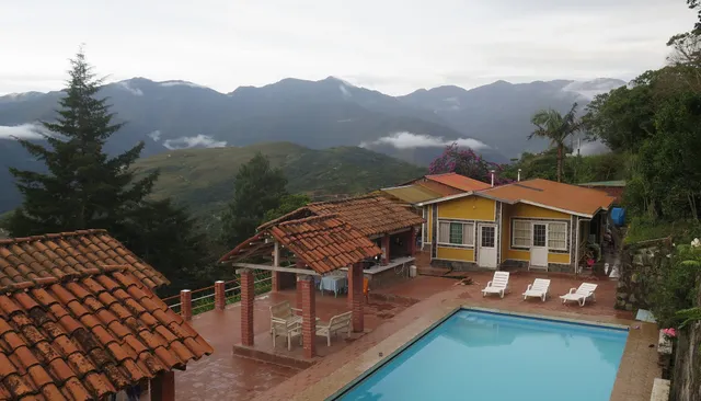 Hostal "Villa Rosas"