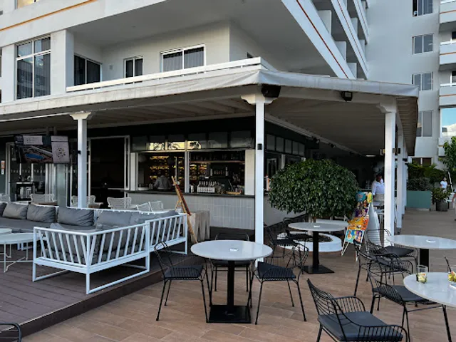 HONG KONG FOOD COURT