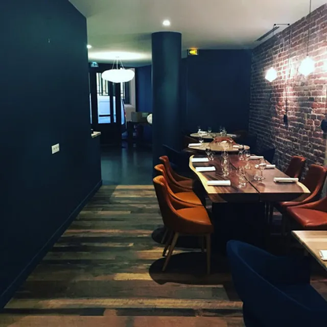 ACCENTS table bourse