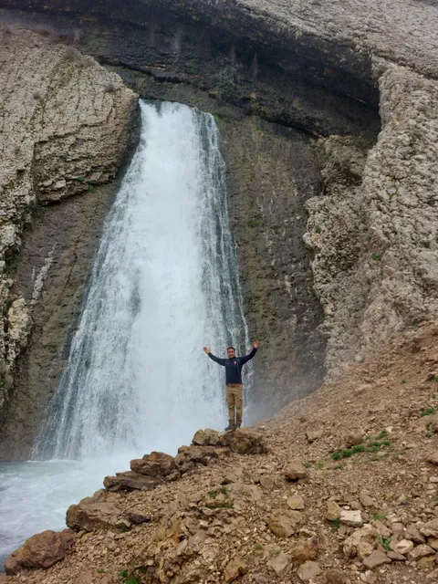 آبشار نیم ساعته