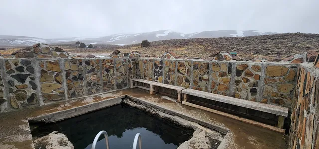 Hart Mountain Hot Springs Campground