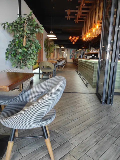 Gourmet Fish & Grill