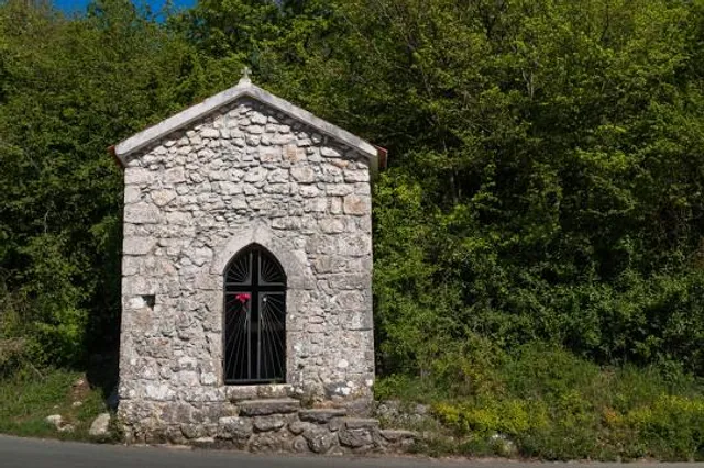 Cross Island Chapel