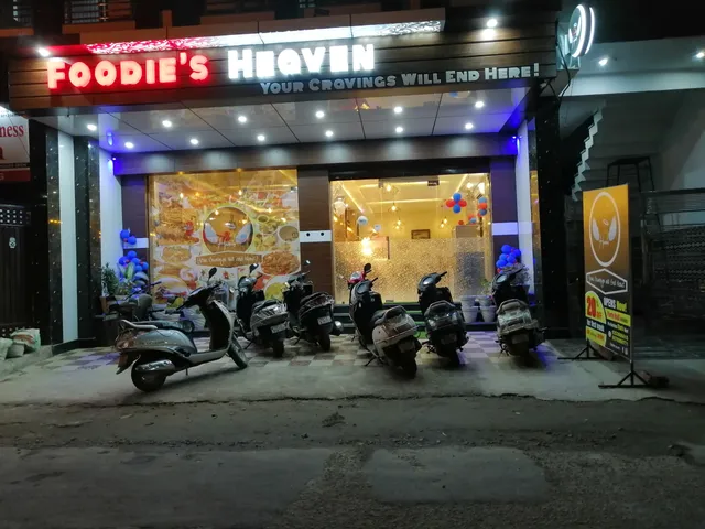 Foodies heaven - Multi Cuisine Modern Bistro in Rohtak.