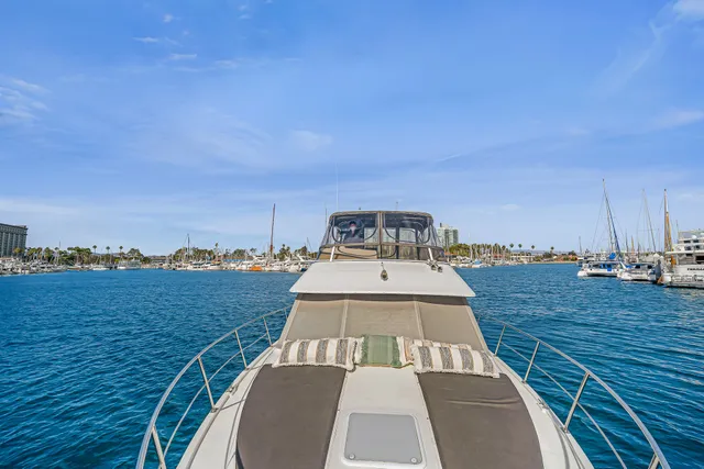 Calico Yacht Charter