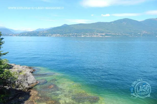 Spiaggia delle Cinque Arcate di Castelveccana