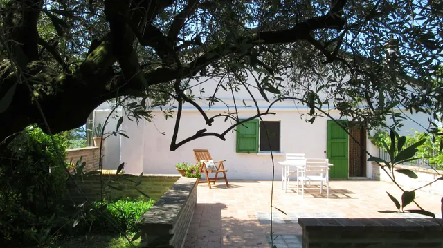 Holiday House / B & B by PEPPENNADIA