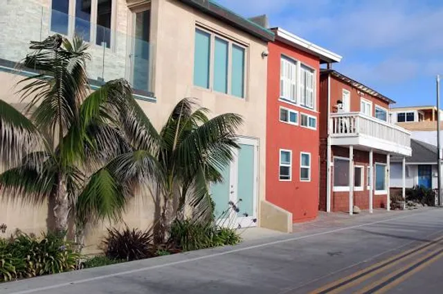 Mission Beach Boardwalk | Ocean Front Walk