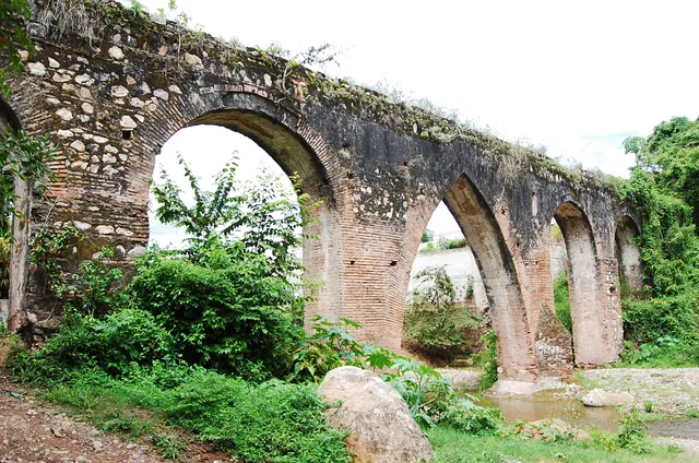 Acueducto Los Arcos (Acueducto de Esquipulas)