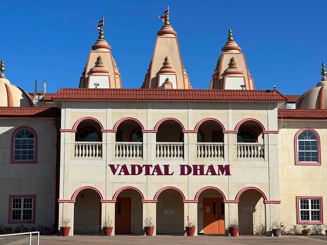 Shree Swaminarayan Mandir Vadtaldham (VDNJ)