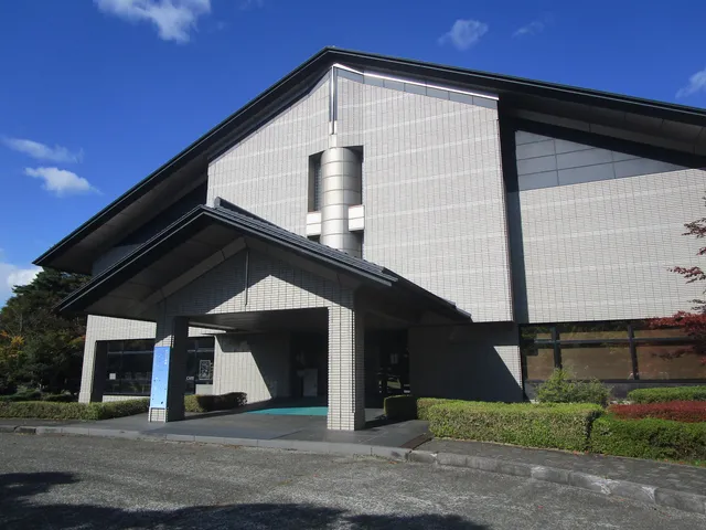 The Museum of Contemporary Japanese Poetry, Tanka, and Haiku