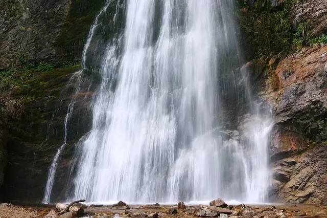 Šútovský waterfall