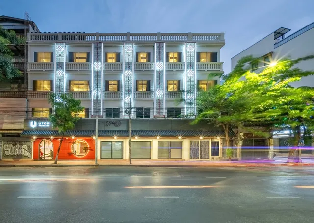 U TOR Yaowarat Bangkok Chinatown อยู่ต่อเยาวราช