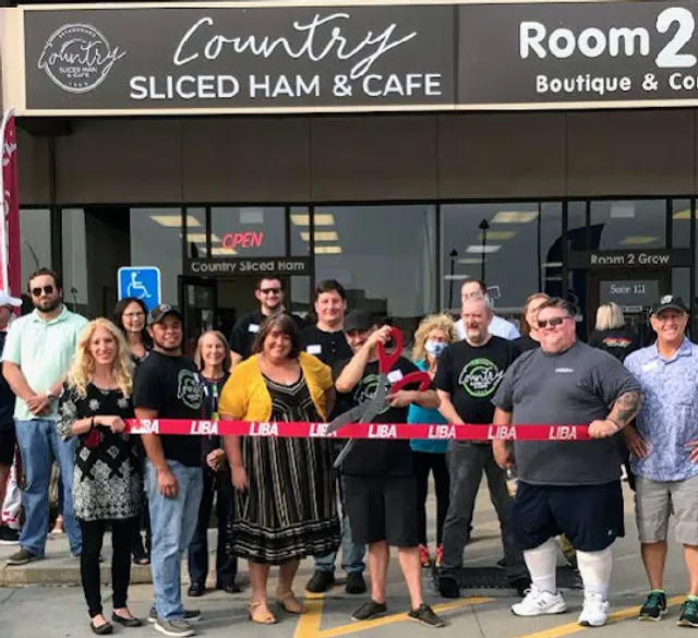 Country Sliced Ham & Cafe