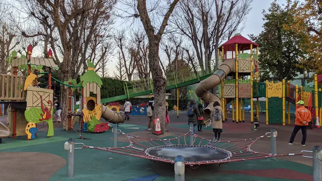 Meiji Jingu Gaien Nikoniko Park