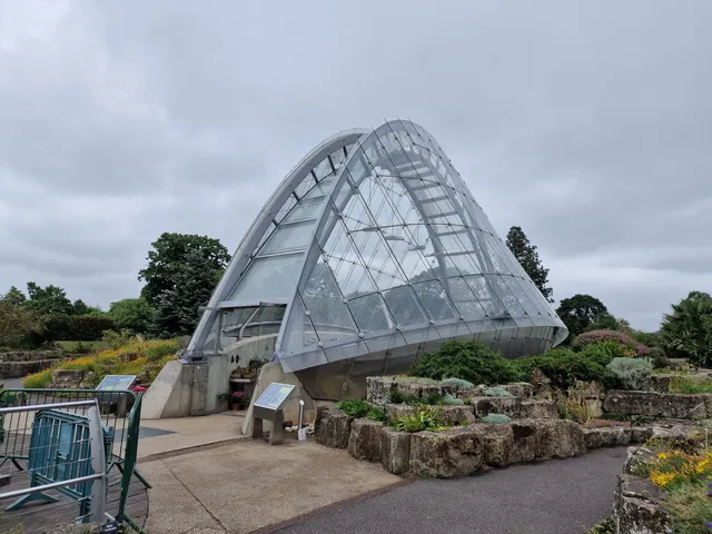 Davies Alpine House