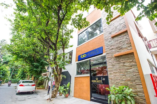 FabHotel Crown Suites - Hotel in Koramangala, Bangalore