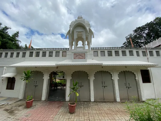 Navlakha Mahal (Satyarth Prakash Nyas)