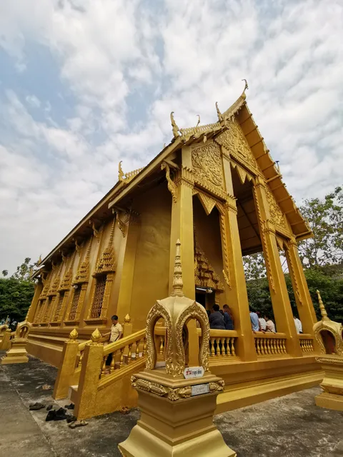 Wat Bang Phraek Nua