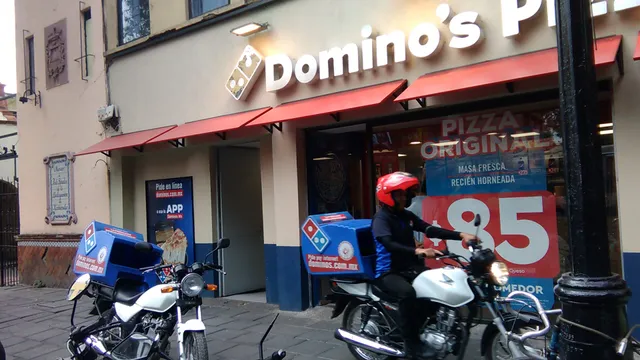Domino's