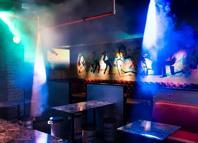 Omiya, All you can drink bar, The Public Stand