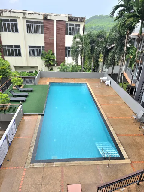 The Clover Apartment