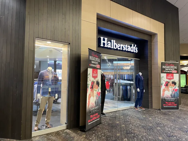 Halberstadt's at Jordan Creek Mall