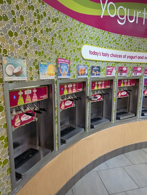 Menchie's Frozen Yogurt