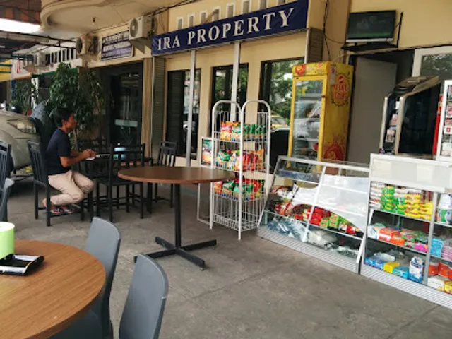 Lalapan Mama Era & Oleh2 khas Lombok