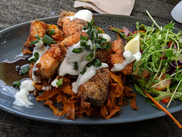 The smokehouse pizza cafe