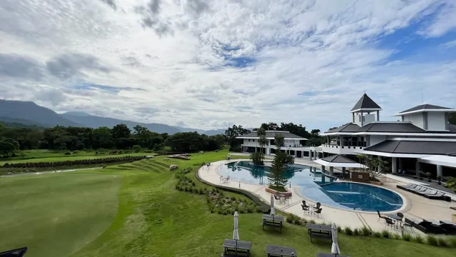 The Midst by The M - TMD4