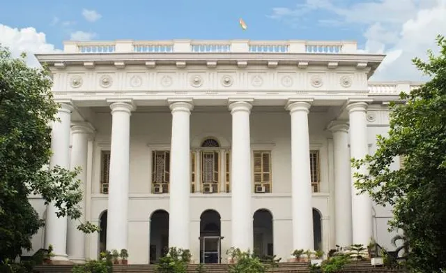 Calcutta Town Hall - reviews,open hours,photo spots,things to do |  WanderBoat AI Trip Planner