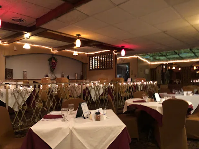 Esta Esta Restaurant