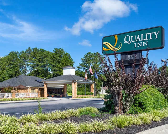 Quality Inn Petersburg Fort Lee Area