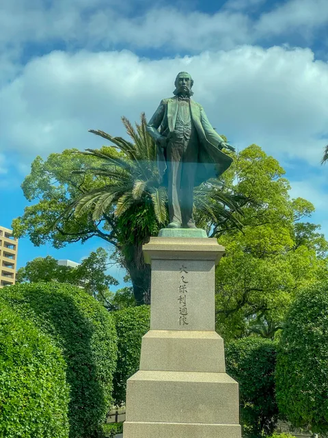 Statue of Okubo Toshimichi