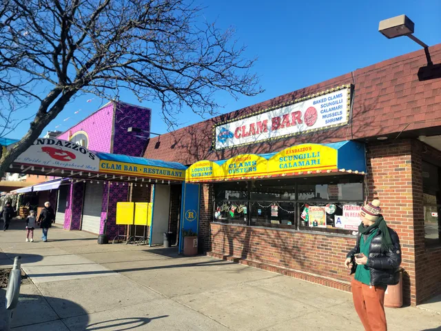 Randazzo's Clam Bar
