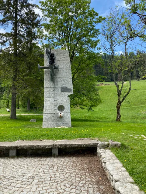 Pomnik Prometeusz Rozstrzelany