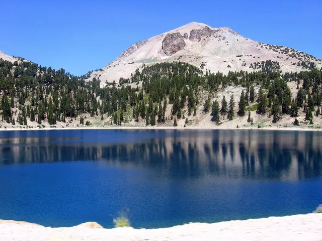 Lake Helen