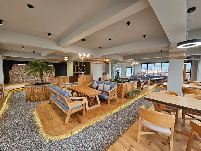 Hidden Garden Lounge and Bar