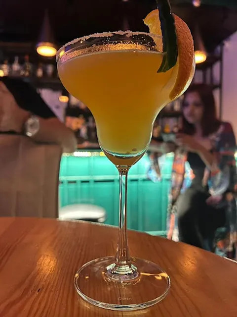 Joy 'N' Joy Kitchen & Bar