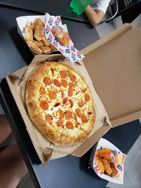 Domino's S.L.P. Rutilo