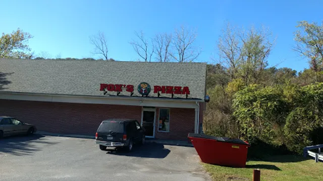 Fox's Pizza Den