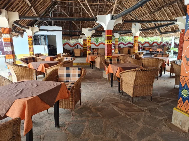 Sundowner Bar & Restaurant