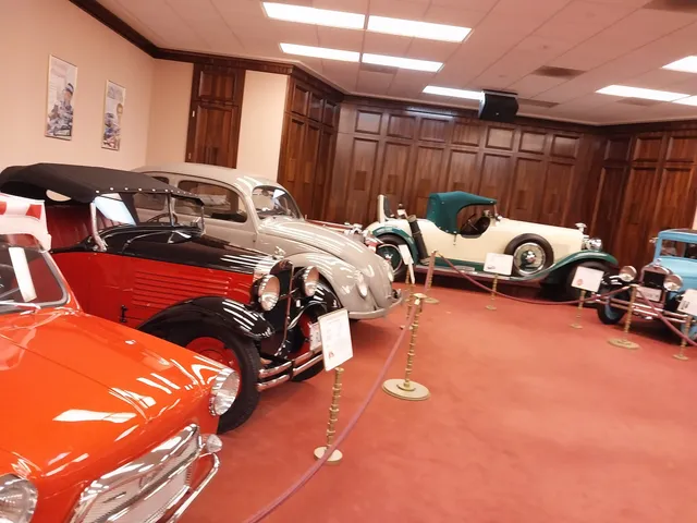 Nethercutt Collection Tours