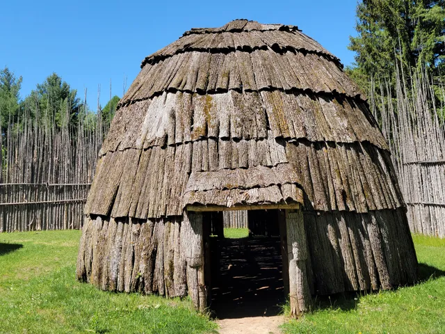 Longwoods Road Conservation Area / Ska-Nah-Doht Village and Museum