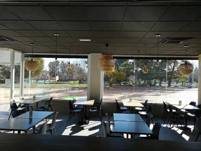 La Osa Handmade Burgers