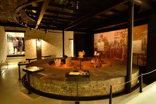 Museum Earthenware And Ceramic À Malicorne