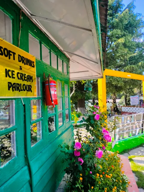 HPTDC Cafe Lalit Kufri