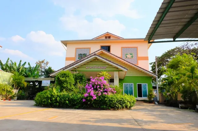 ดาระณี เพลส